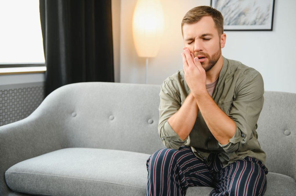 qué es un absceso dental